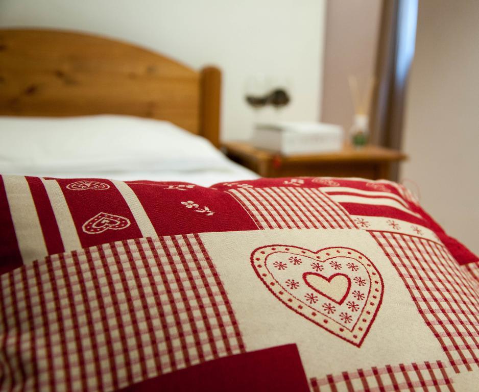 Hostel Casa Ciuca Bard Pokój zdjęcie