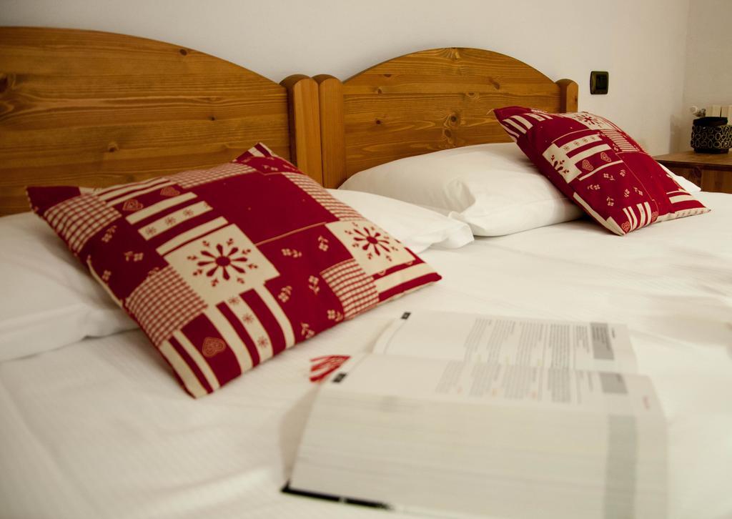 Hostel Casa Ciuca Bard Zewnętrze zdjęcie